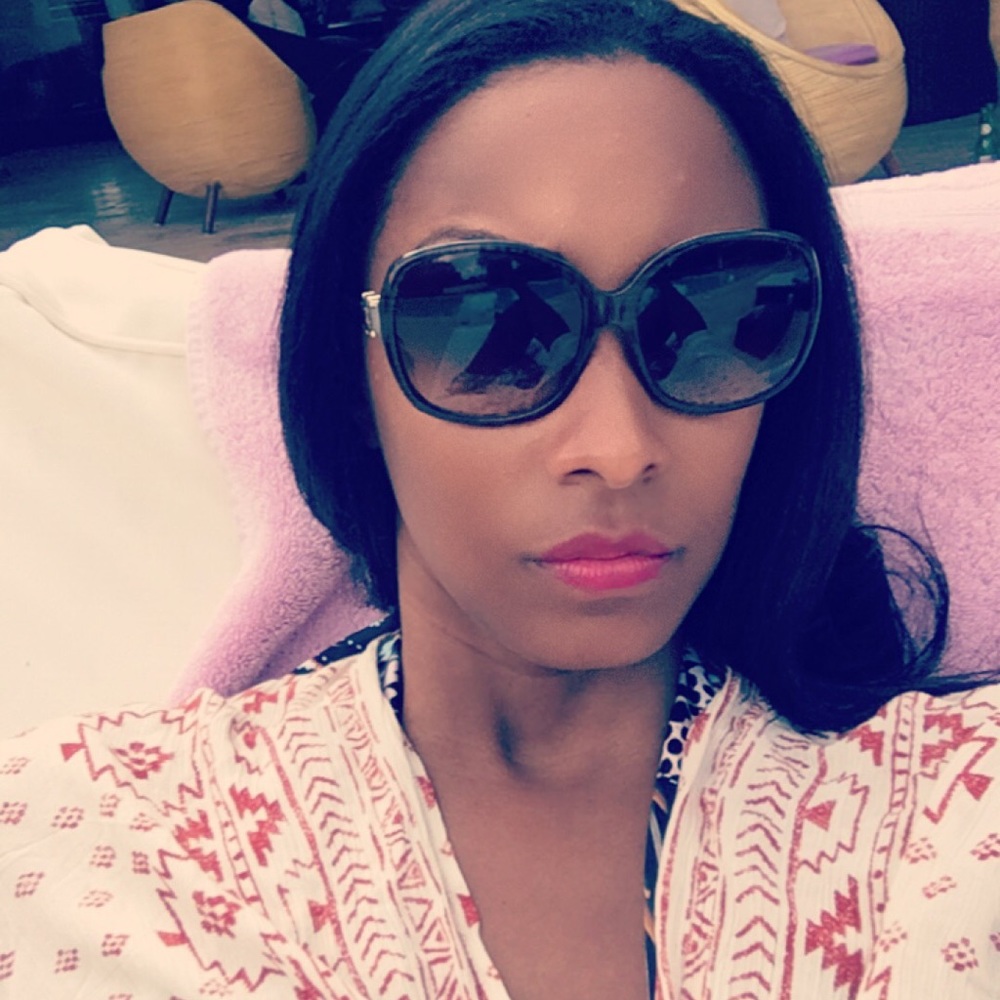 Meet your Posher, Claudia